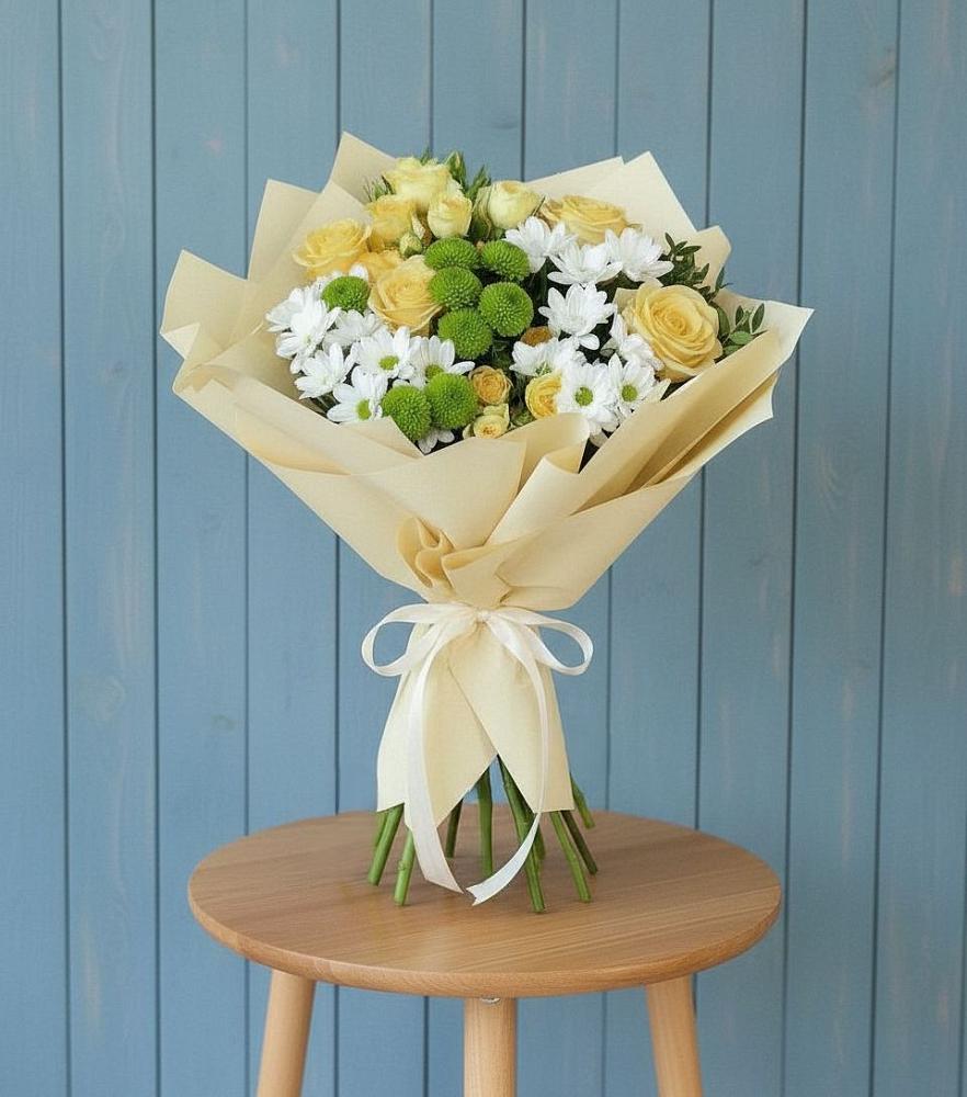 Букет цветов из: Хризантемы и Розы в Воронежской