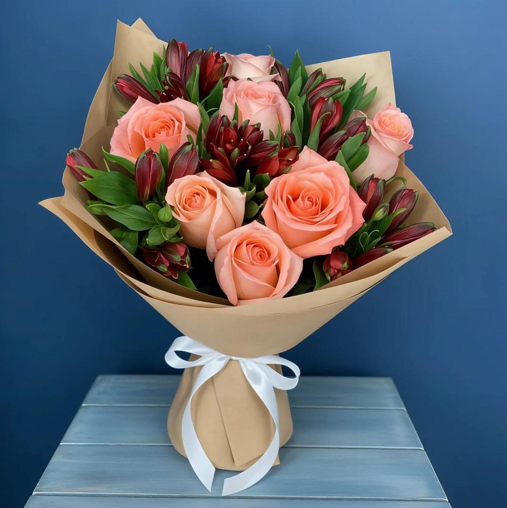 Букет цветов из: Розы и Альстромерии в Воронежской