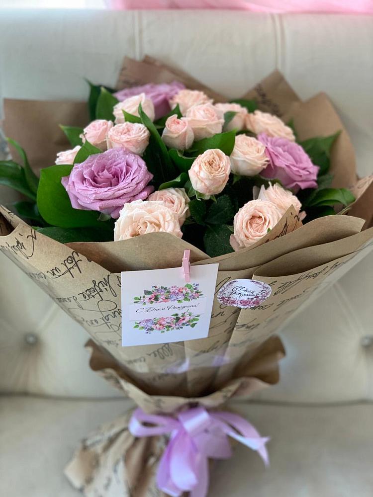 Букет цветов из: Розы в Воронежской