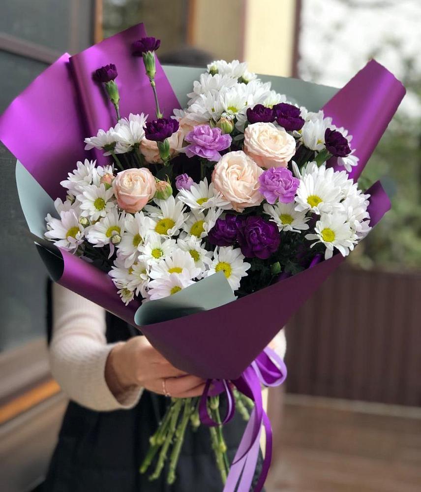 Букет цветов из: Хризантемы, Гвоздики и Розы в Воронежской