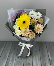 Букет цветов из:  Розы, Герберы и Хризантемы в Воронежской