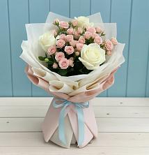Букет цветов из:  Розы в Воронежской
