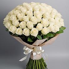 Букет 101 беля роза Белоснежка в Воронежской
