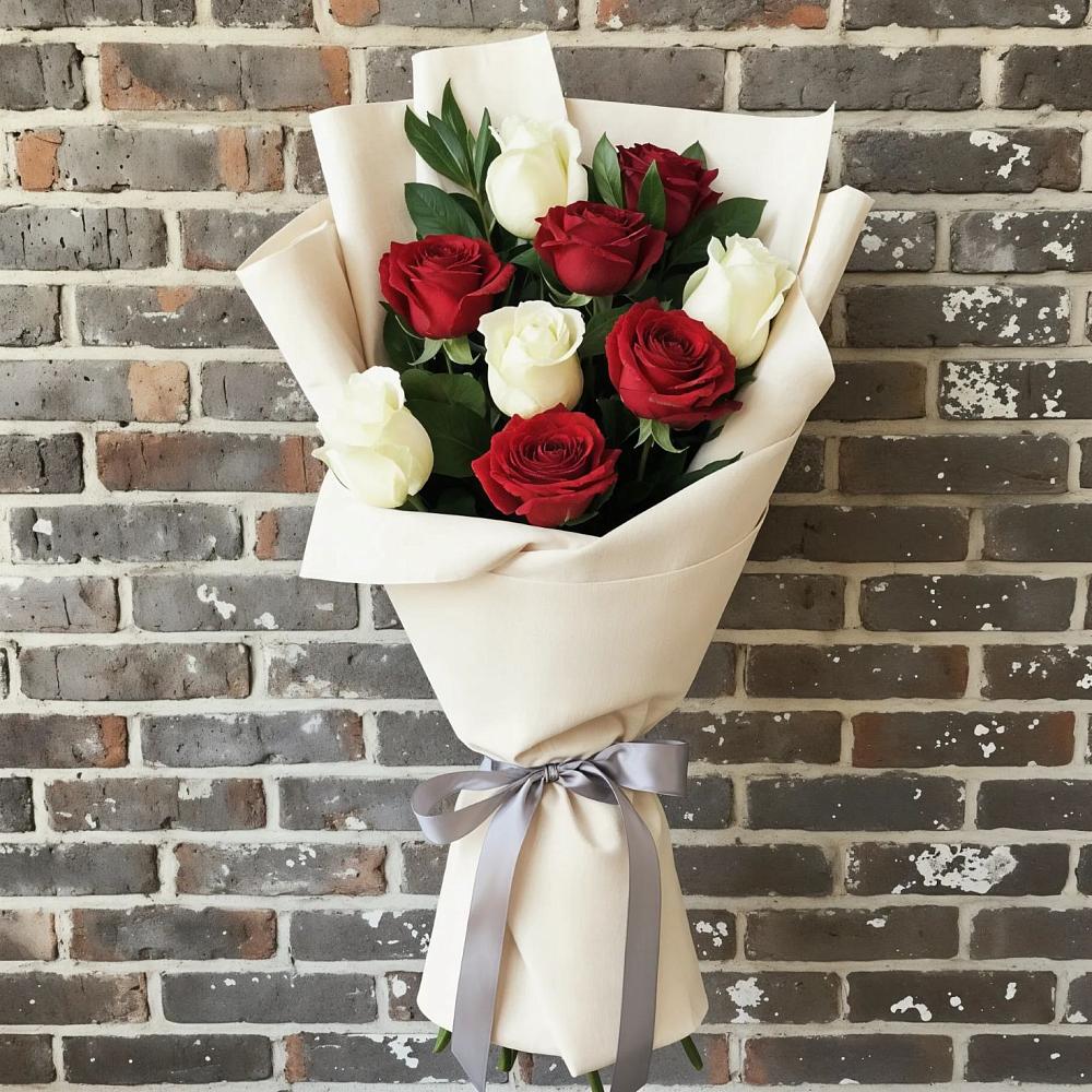 Букет цветов из: Розы в Воронежской