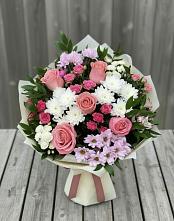 Букет цветов из:  Альстромерии, Гвоздики, Розы и Хризантемы в Воронежской