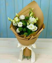 Букет цветов из:  Хризантемы и Лизиантусы #REPLACE_PRED# Воронежской