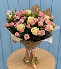 Букет цветов из:  Розы в Воронежской