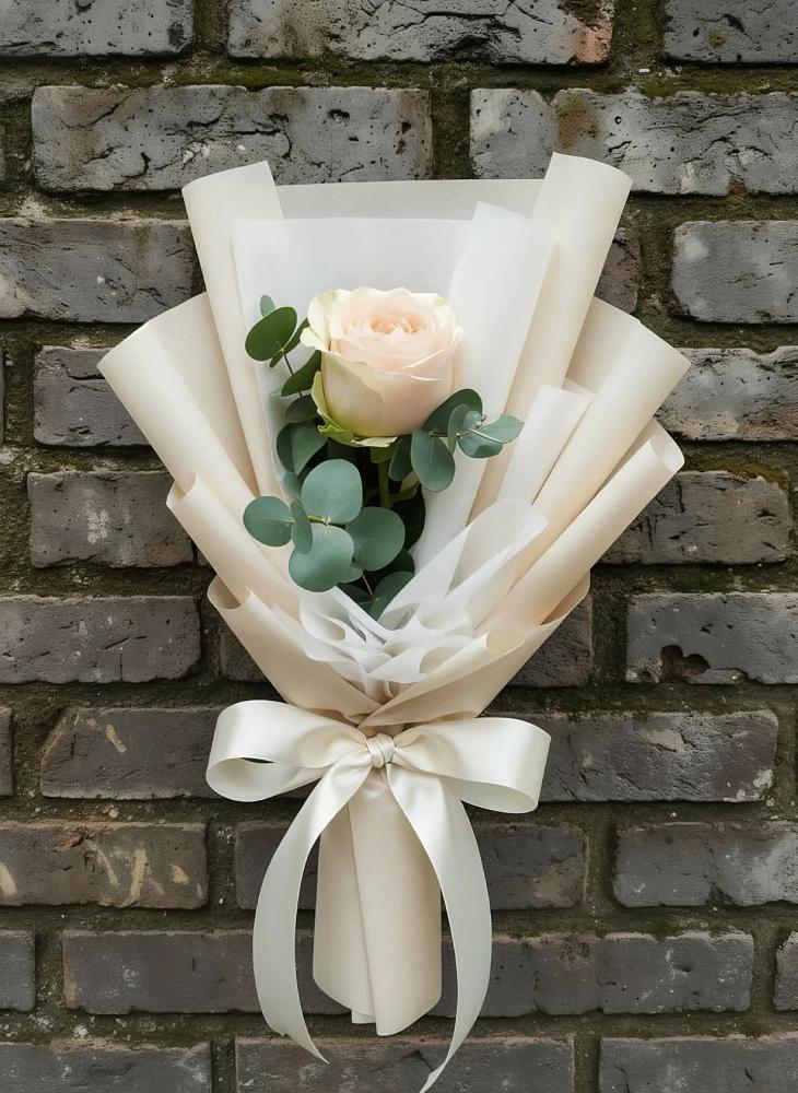 Букет цветов из: Розы в Воронежской