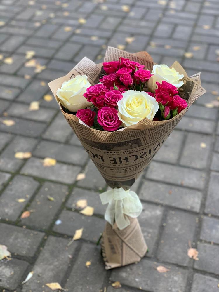 Букет цветов из: Розы в Воронежской