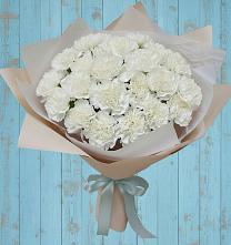 Букет цветов из:  Гвоздики в Воронежской