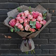 Букет цветов из:  Розы в Воронежской
